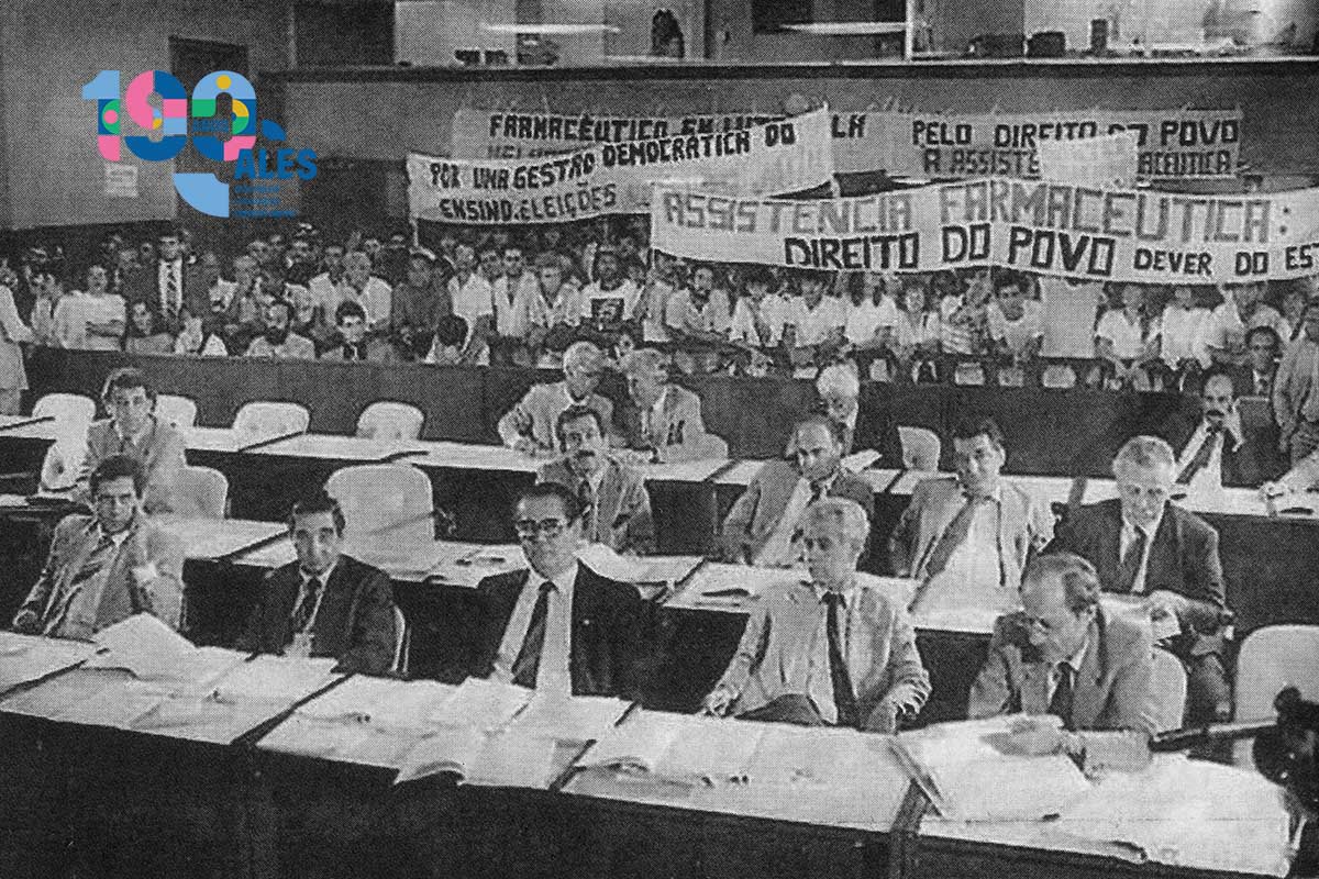 Sociedade elaborou Constituição de 89